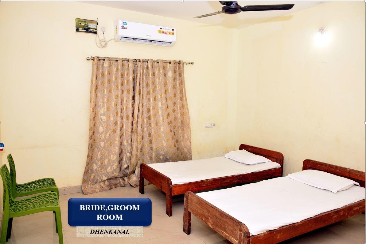 Nirupama Hotels Dhenkanal Экстерьер фото